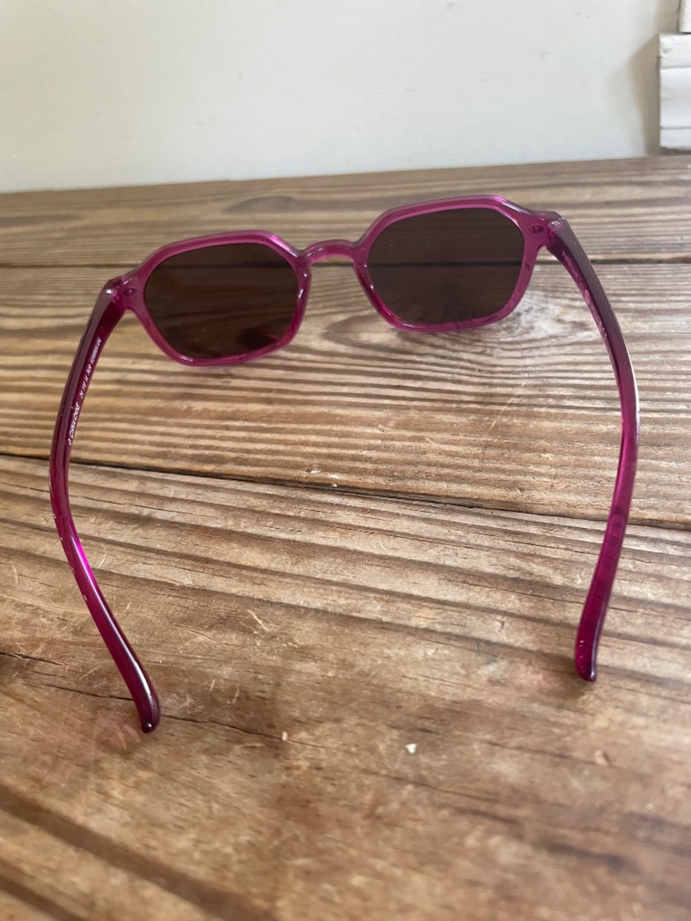 Foster Grant Pink Geometric Retro Sunglasses - Picture 3 of 8